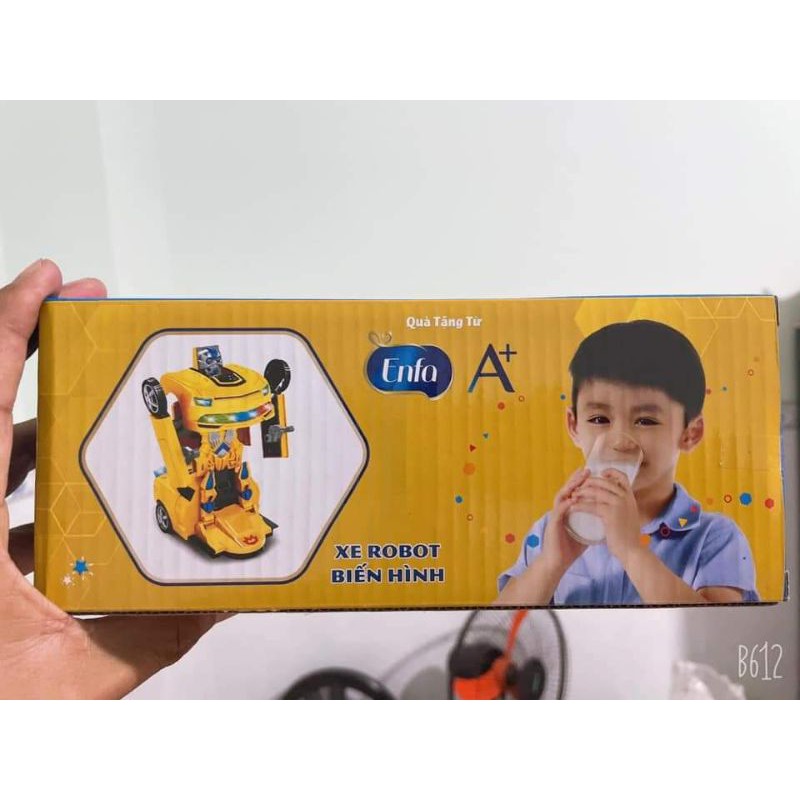Xe robot biến hình..