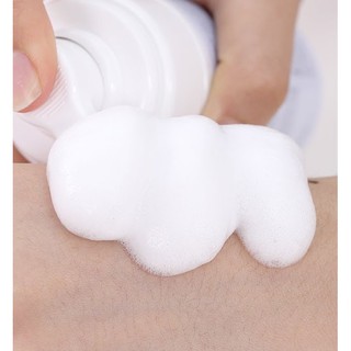 Sửa Rửa Mặt Dạng Bọt Klairs Rich Moist Foaming Cleanser