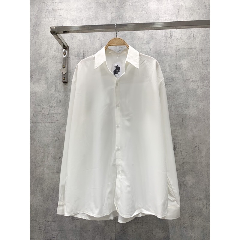 ÁO SƠ MI CHO NAM VÀ NỮ FORM RỘNG UNISEX MÀU TRẮNG VÀ MÀU ĐEN
