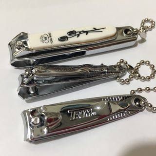 Bấm móng tay móng chân sắc bén
