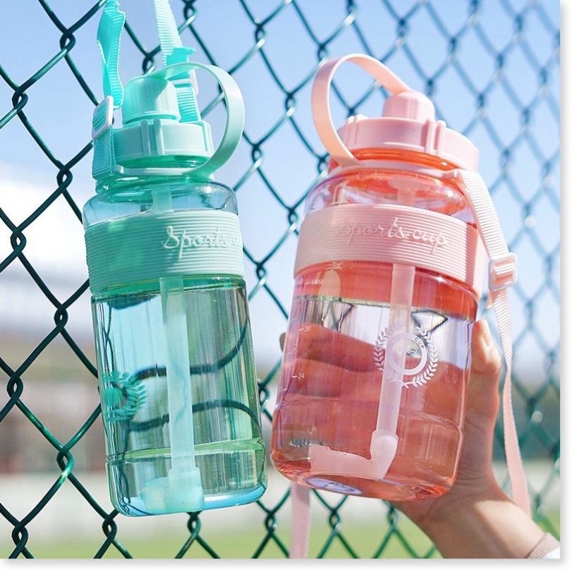 Bình Đựng Nước Thể Thao Tập Gym Có Ống Hút Và Dây Đeo Tiện Lợi Mẫu Mã Đa Dạng | BigBuy360 - bigbuy360.vn