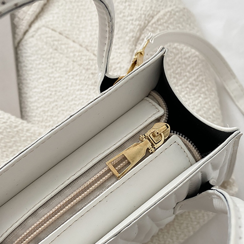 Túi Đeo Chéo Vai Kiểu Phương Tây Thêu Nổi Bằng Tay Cá Tính