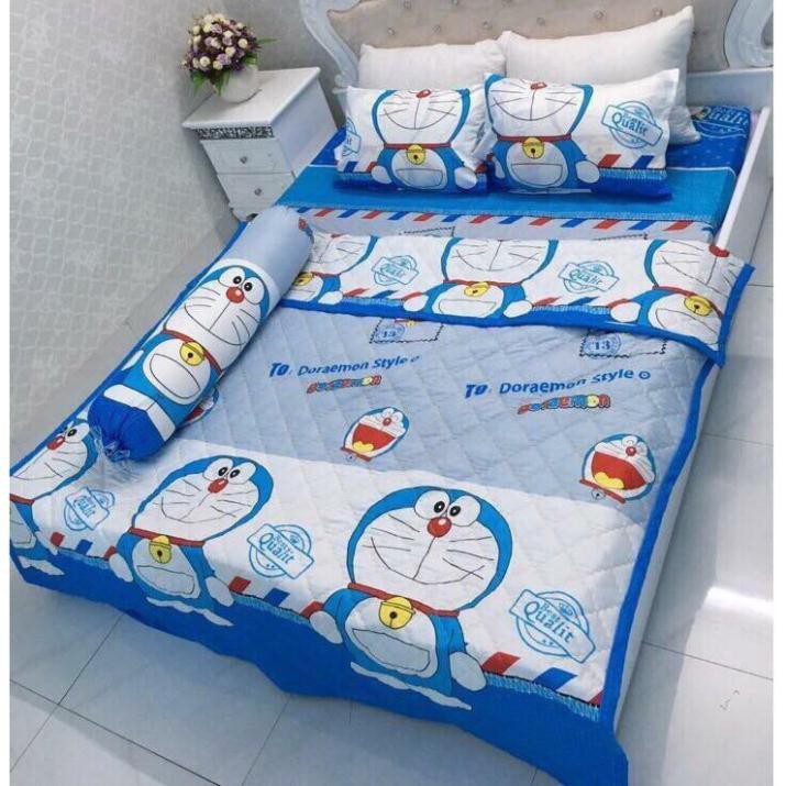 TRỌN BỘ CHĂN GA GỐI COMBO 5 MÓN ( 1 Drap + 2 Vỏ Gối Nằm + 1 Chăn Hè + 1 Vỏ Gối Ôm ) ĐÔREMON THƯ - DRAP RA 5 MÓN DOREMON