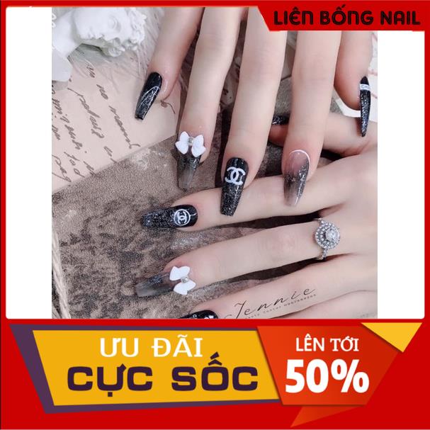 Sticker dán móng thương hiệu