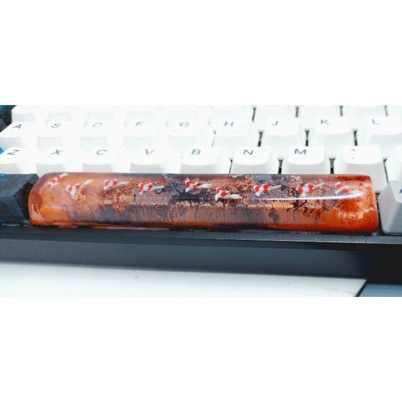 Keycap resin cá koi mini thanh space 6.25U SA tone cam đen trang trí bàn phima cơ gaming