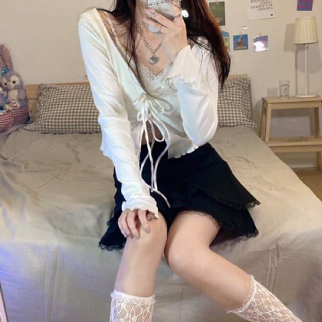 Áo bralette ren phối cardigan thắt nơ + chân váy tầng viền ren
