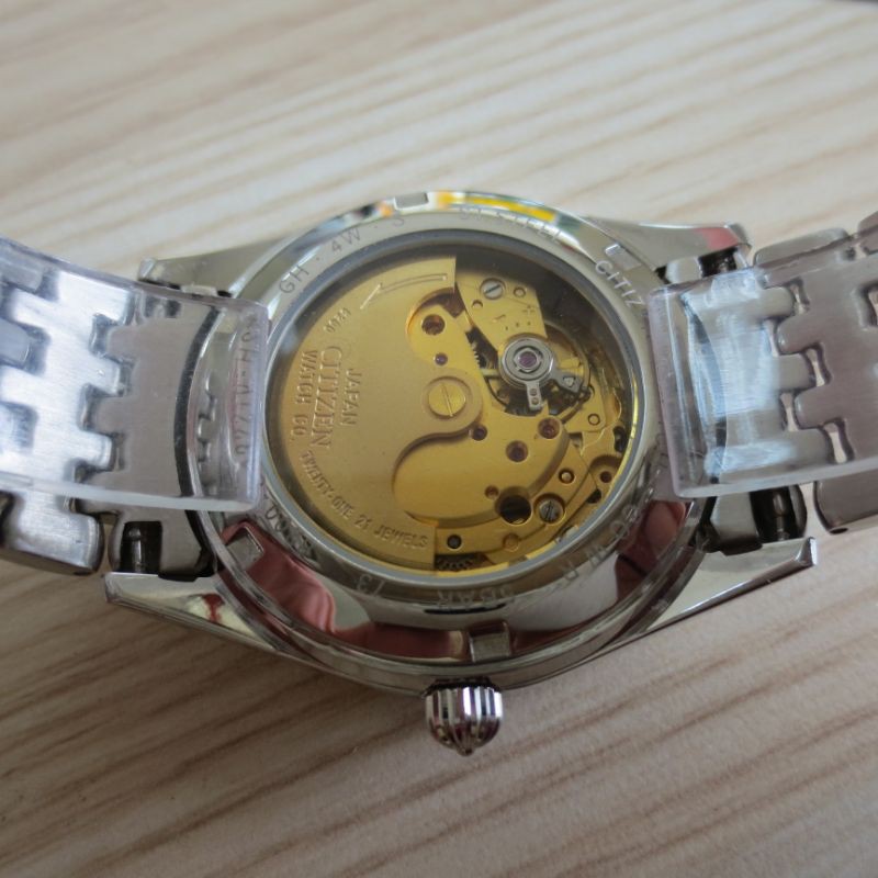 Đồng hồ cơ nam CITIZEN nhật bãi xịn - tự động tích cót khi đeo