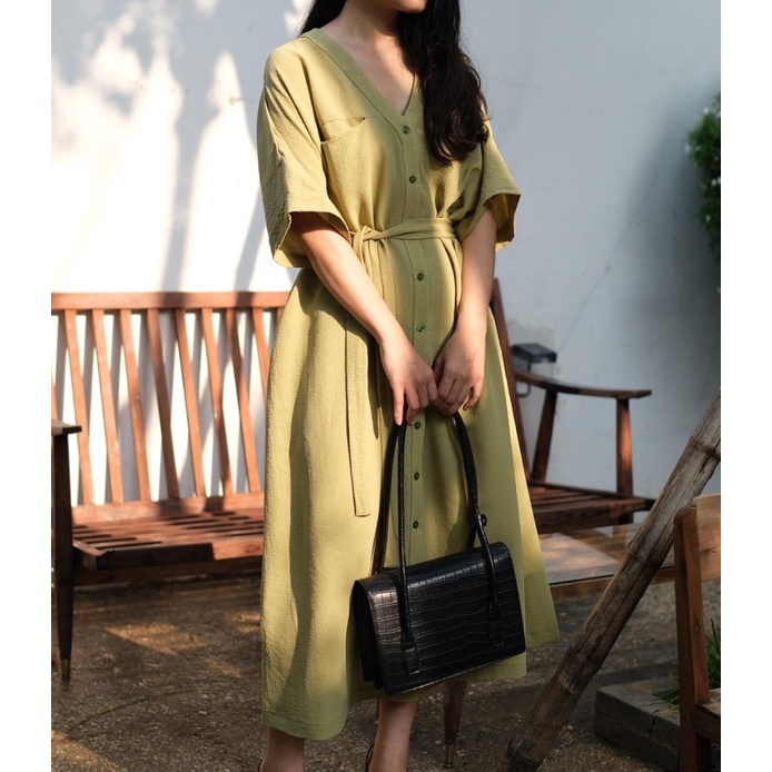 Đầm cổ V form suông rộng - Vivi Dress