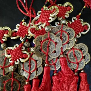 ĐồngTiền xu hoa mai lục toàn