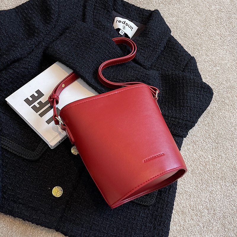 Túi Đeo Chéo Bằng Da PU Màu Đen Thời Trang Dành Cho Nữ