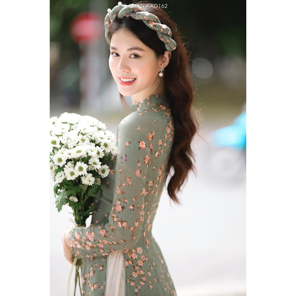 Áo dài hoa nhí 4 tà / áo dài mới nhất nhà tấm - mã th69 | BigBuy360 - bigbuy360.vn