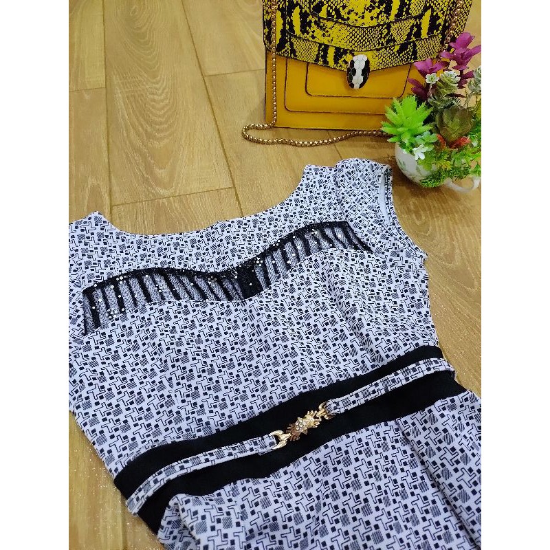Đầm váy xoè caro phối lưới