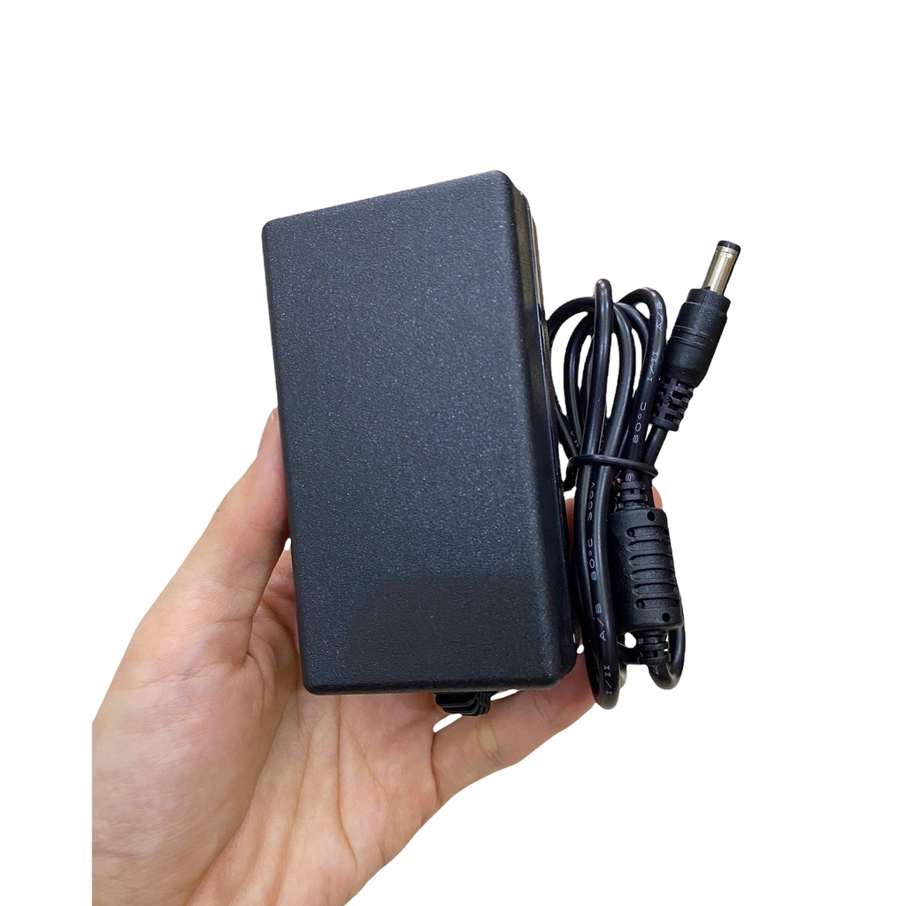 Nguồn loa kéo 15v-2a có đèn báo.