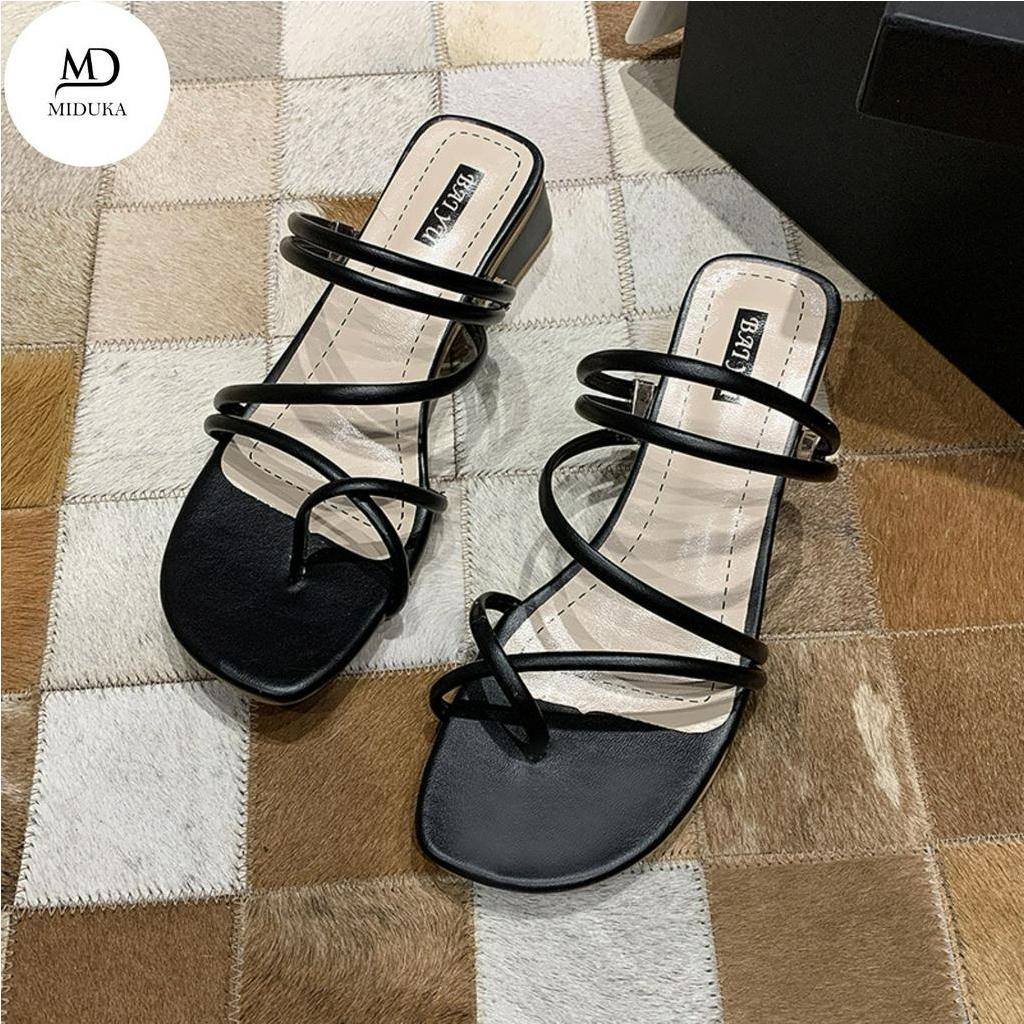 Sandal cao gót 3 phân Womenstyle dây xỏ ngón, guốc nữ giá rẻ phù hợp mùa hè 2023 chuẩn size 3 màu trắng,kem, đen mã TD53