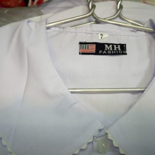 Áo sơ mi học sinh cấp 1 nữ cổ lá sen