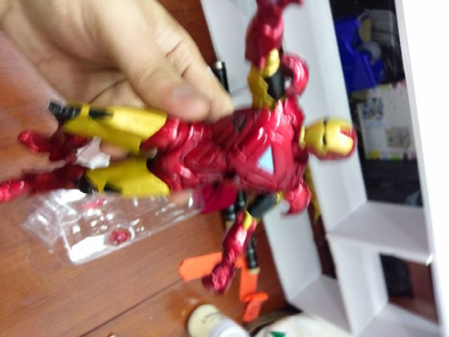 Mô hình Iron man rẻ nhất cao 17cm