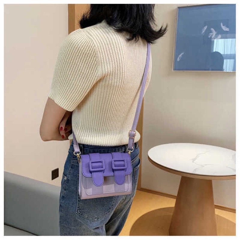 Túi vuông đeo chéo cho nữ thời trang 2022