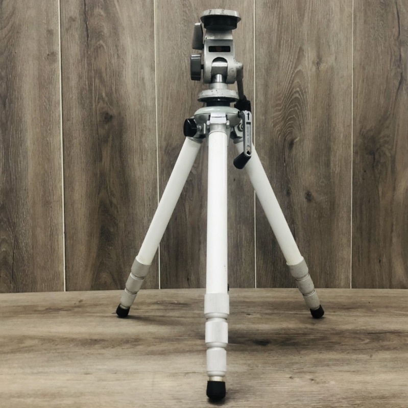 Chân máy tripod nội địa nhật