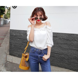 Combo áo yêu của khách chọn trên live stream