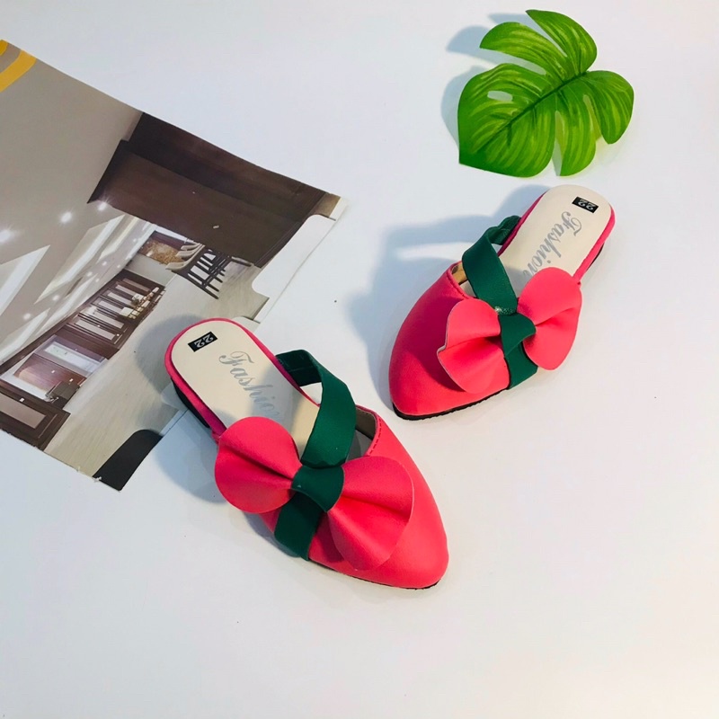 Sục mũi nhọn trẻ em nơ