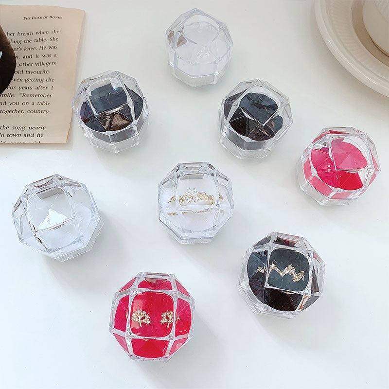 Hộp đựng trưng bày nhẫn cưới / quà Valentine bằng acrylic 3 màu trong suốt