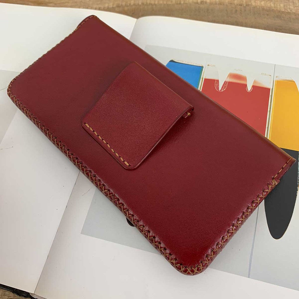 BAO DA THỦ CÔNG ĐƯỢC THIẾT KẾ TIỆN LỢI CÓ THỂ ĐỰNG ĐƯỢC 2 MÁY SMARTPHONE - BAO DA HANDMADE VỚI CHẤT LIỆU DA THẬT