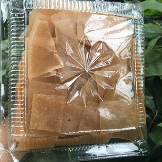 Bánh phồng tôm làm từ tôm
