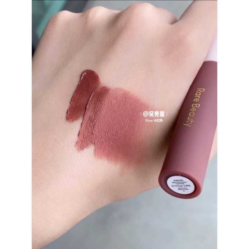 Son kem lì Rare Beauty