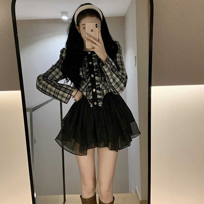 Đầm ngắn màu đen cổ tròn kiểu phương tây thời trang mùa thu 2022 cho nữ