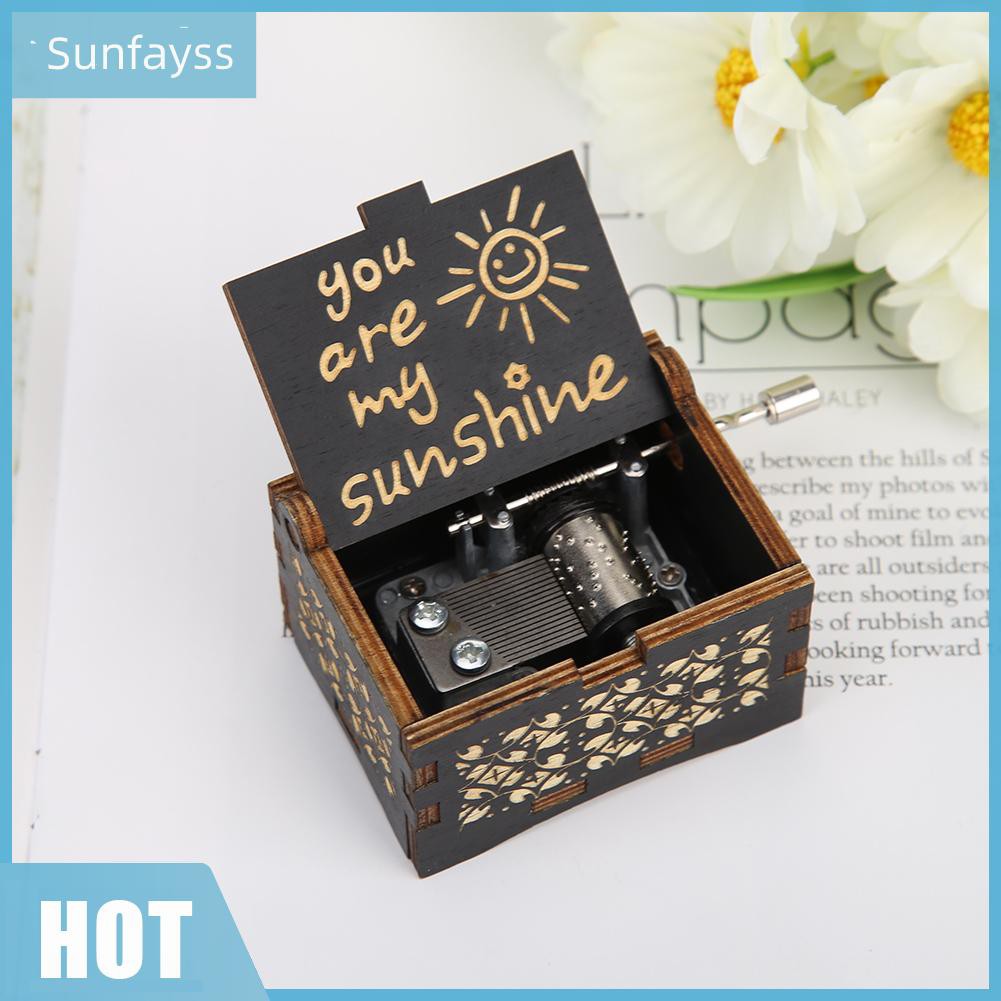 Hộp nhạc bằng gỗ khắc chữ You Are My Sunshine phong cách vintage