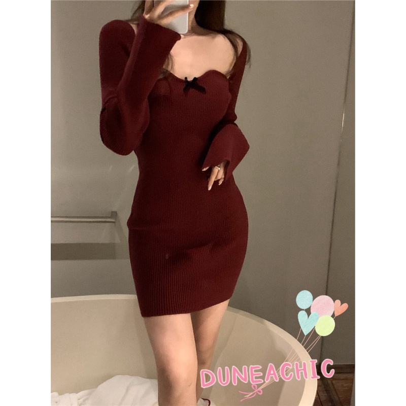 DUNEA Đầm Dệt Kim Trễ Vai Phối Nơ Xinh Xắn Dành Cho Nữ
