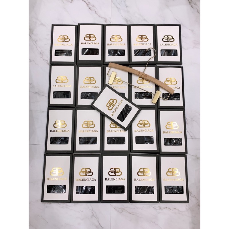 Bán sỉ quần tất b.a.le.n.ci.a.ga