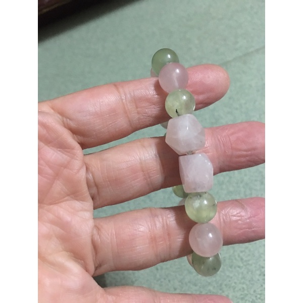 Vòng tay đá 8 li màu xanh và Hồng si tuyển Nhật