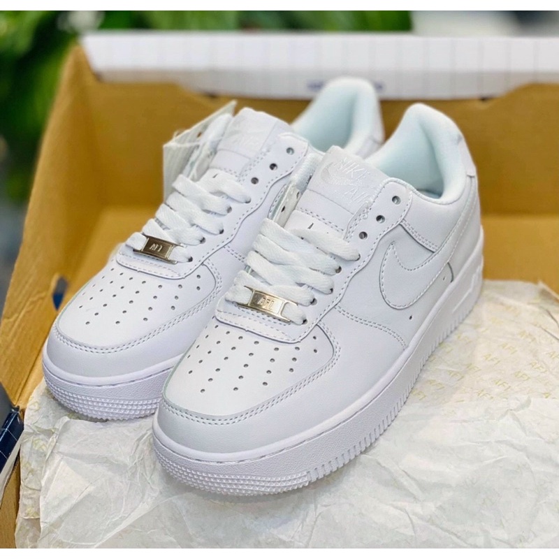 MINTSTOREGiày sneaker trắng full bản đẹp