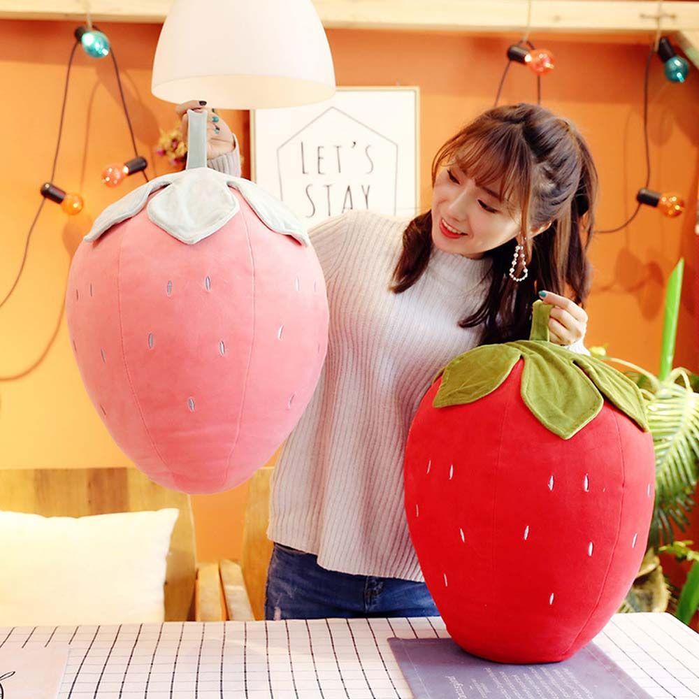 Gối Nhồi Bông Hình Trái Dâu Hoạt Hình REBUY1