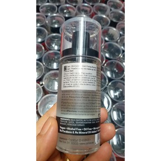 Xịt khóa nền catrice