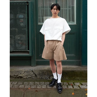 Conflicted shorts - quần ngắn màu nâu