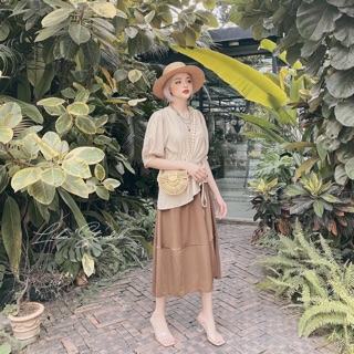 Set đũi áo rút dây chéo mix chân váy midi tông nâu vintage
