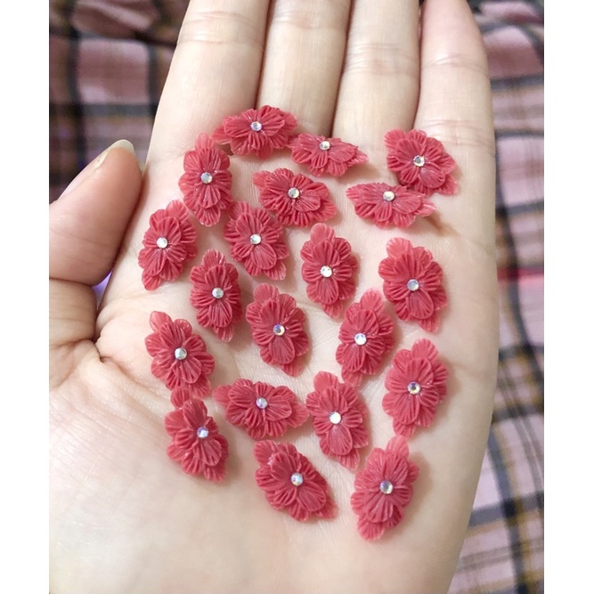 Hoa 8 Cánh Ôm Kín Móng -Hoa Bột Nail Giá Rẻ