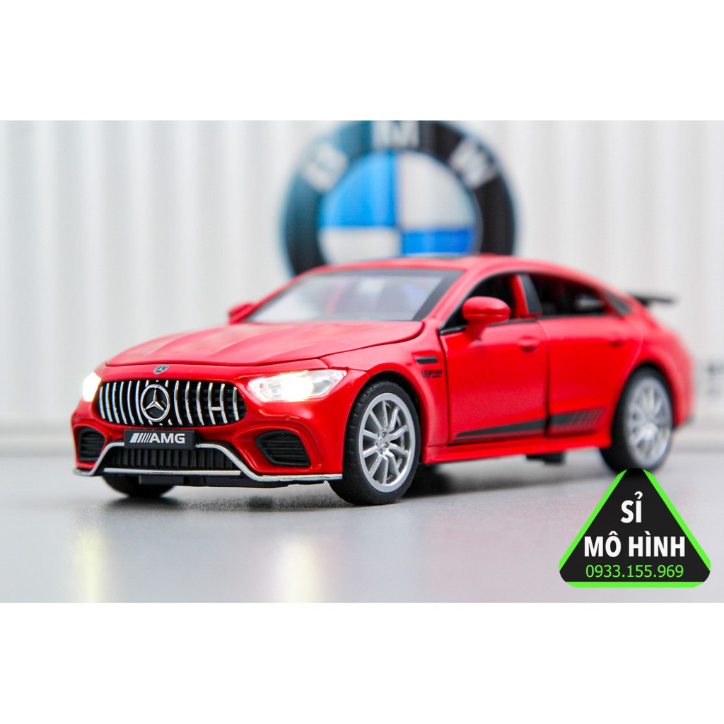 Mô hình xe Mercedes AMG GT 63S mở hết cửa 1:32 Đỏ