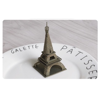 Mô hình Tháp Eiffel