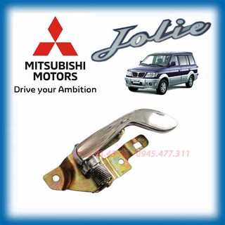 Tay mở cửa trong Mitsubishi Jolie
