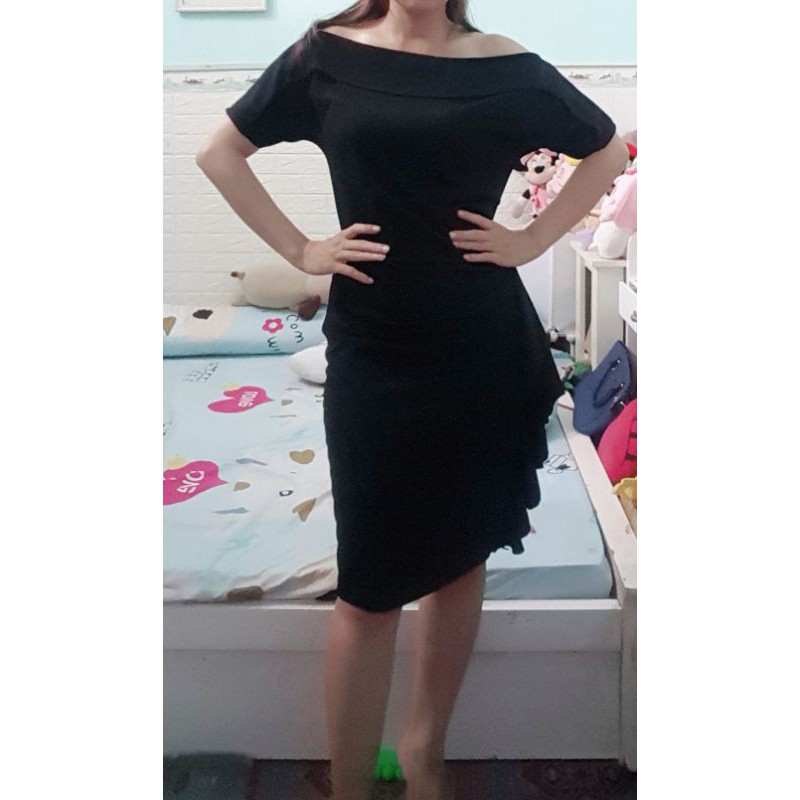 Thanh lý đầm body size M màu den chất thun