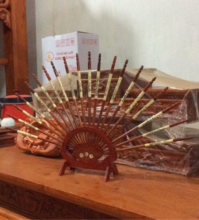 Đũa thờ gỗ hương -10 đôi