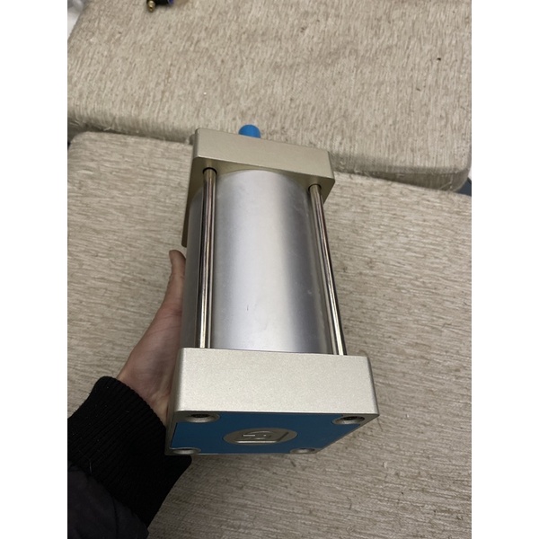 Xi lanh khí nén SC 100 x 100 -s có từ tính