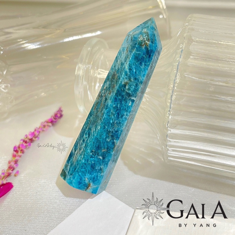 Trụ Đá Thô Apatite - Gaia By Yang