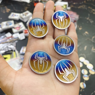 Logo titan con nhện hình tròn