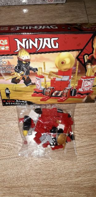 Lắp ráp 1 hộp LegoNinjag Ngôi đền 7102 có nhiều chi tiết bằng nhựa ABS