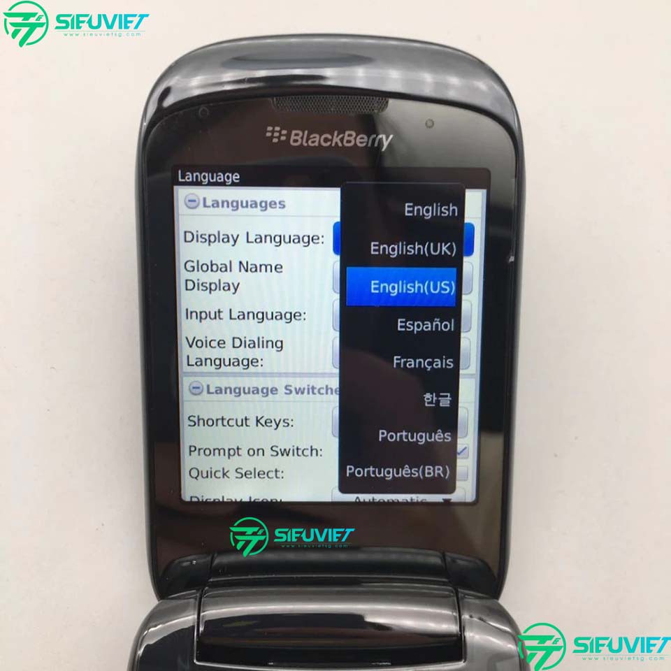 ĐIỆN THOẠI BLACKBERRY STYLE 9670 NẮP GẬP CHÍNH HÃNG | BigBuy360 - bigbuy360.vn
