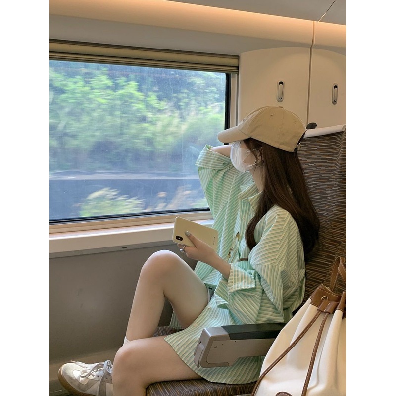 Girl's long shirt Striped loose shirtS fashion Korean casual tops academy style Student thin coat